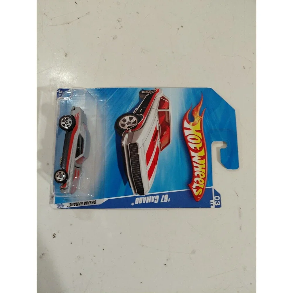 NIP Hot Wheels Dream Garage 1:64 Die Cast 1967 Chevrolet Camaro Muscle Car B